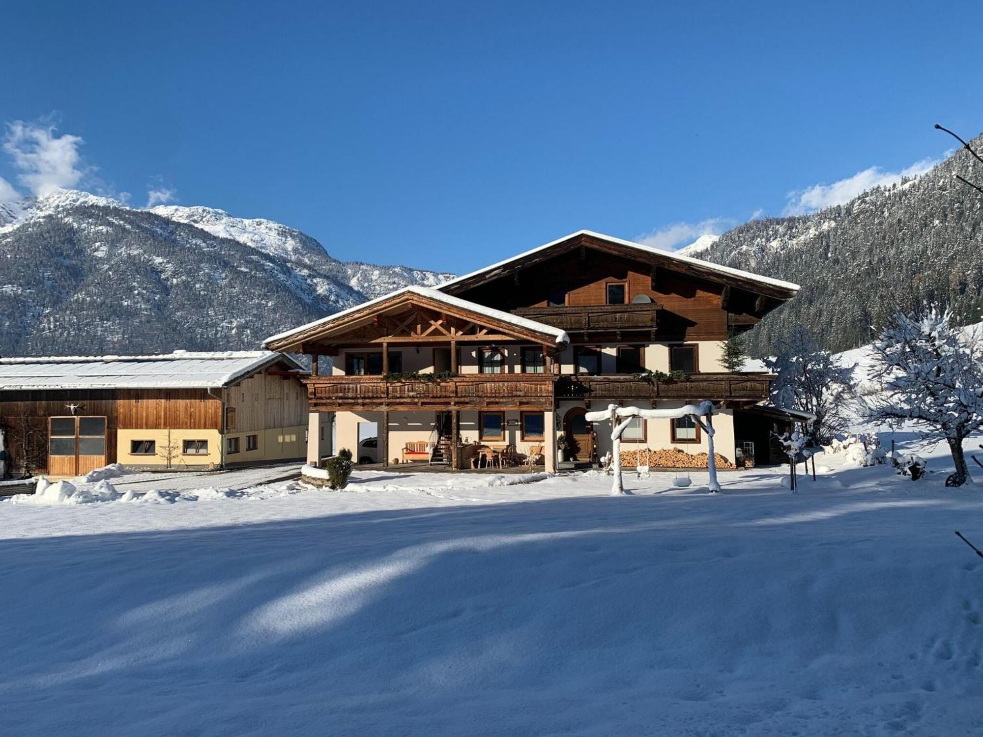 Apartment In Saalfelden Am Steinernen Meer Exterior foto